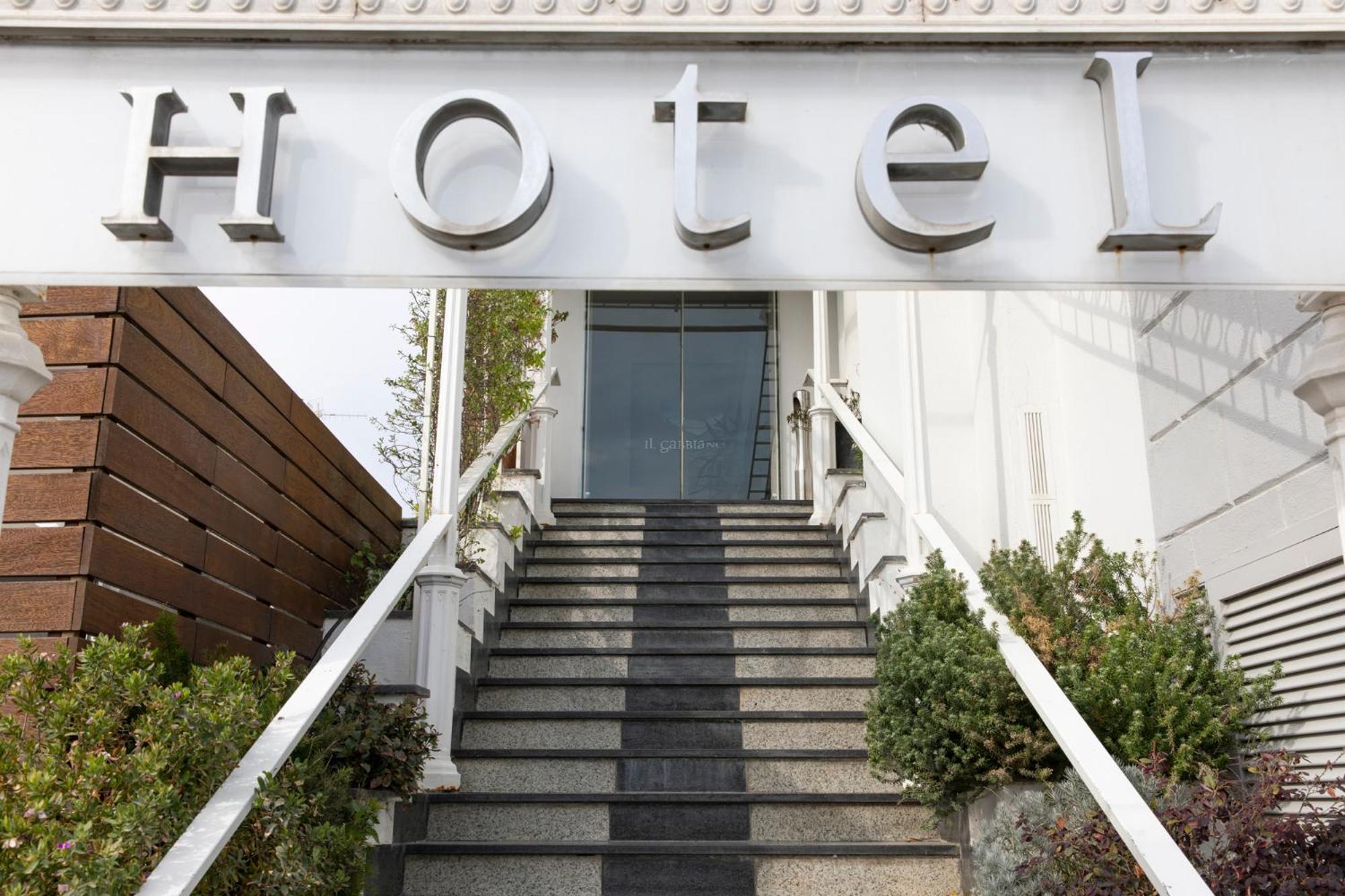 Hotel Il Gabbiano Баколи Экстерьер фото